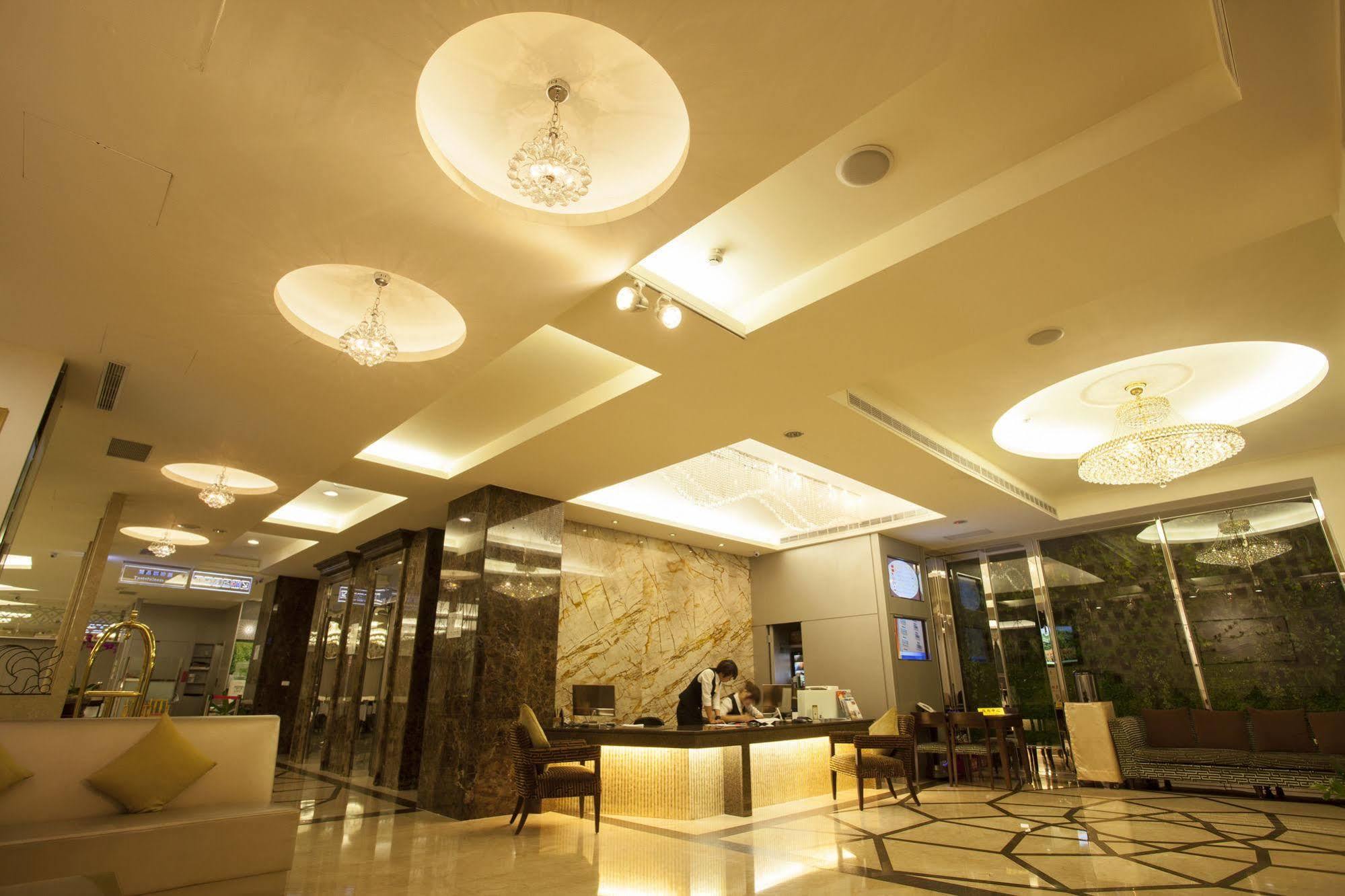 Lishiuan Hotel Città di Hualien Esterno foto
